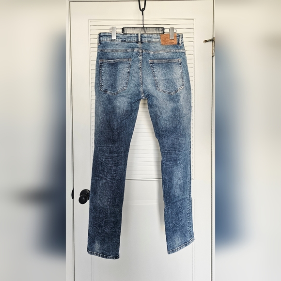 MENS JUDGE AND JURY JEANS (31) - Picture 2 of 4